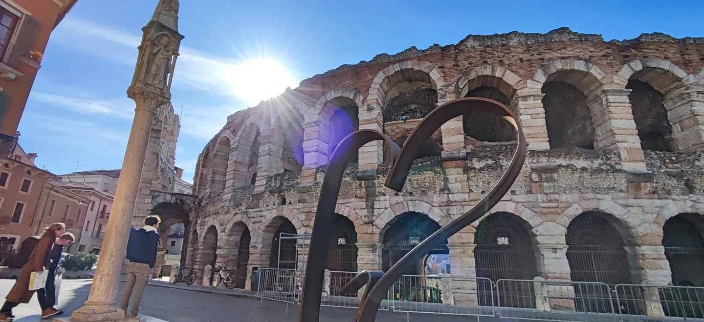 Verona Arena monument