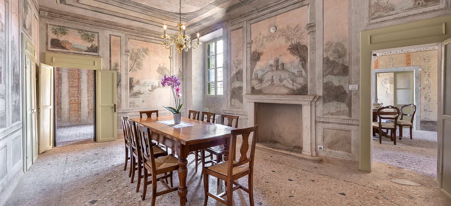 Palazzo Montanari fresco